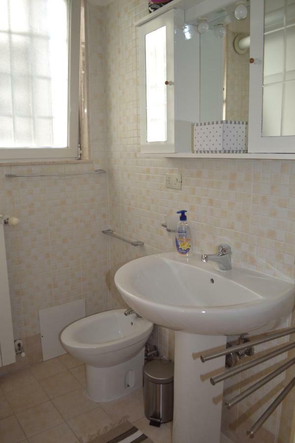 Angiulli 50 Apartment Bari Ngoại thất bức ảnh